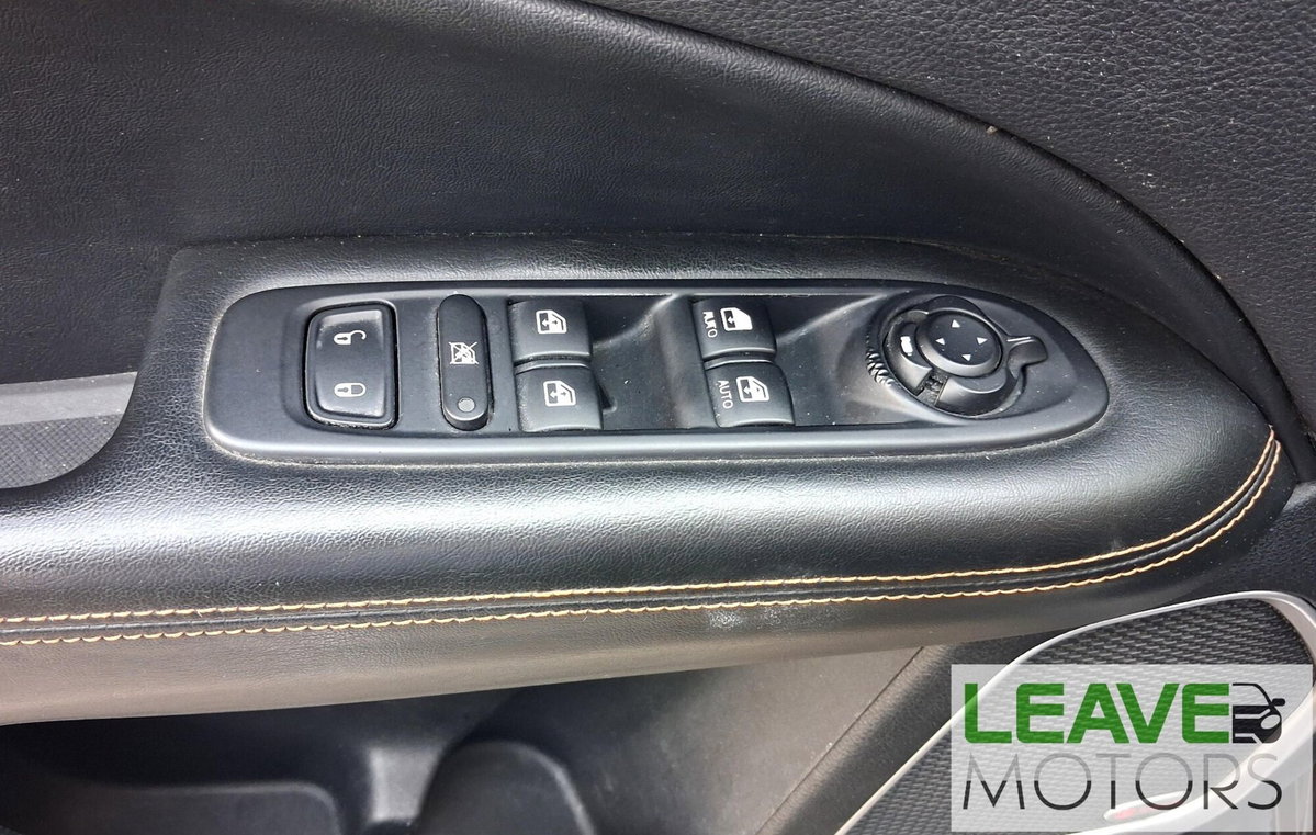 Jeep Compass 2.0 Multijet II aut. 4WD Opening Edition (19)