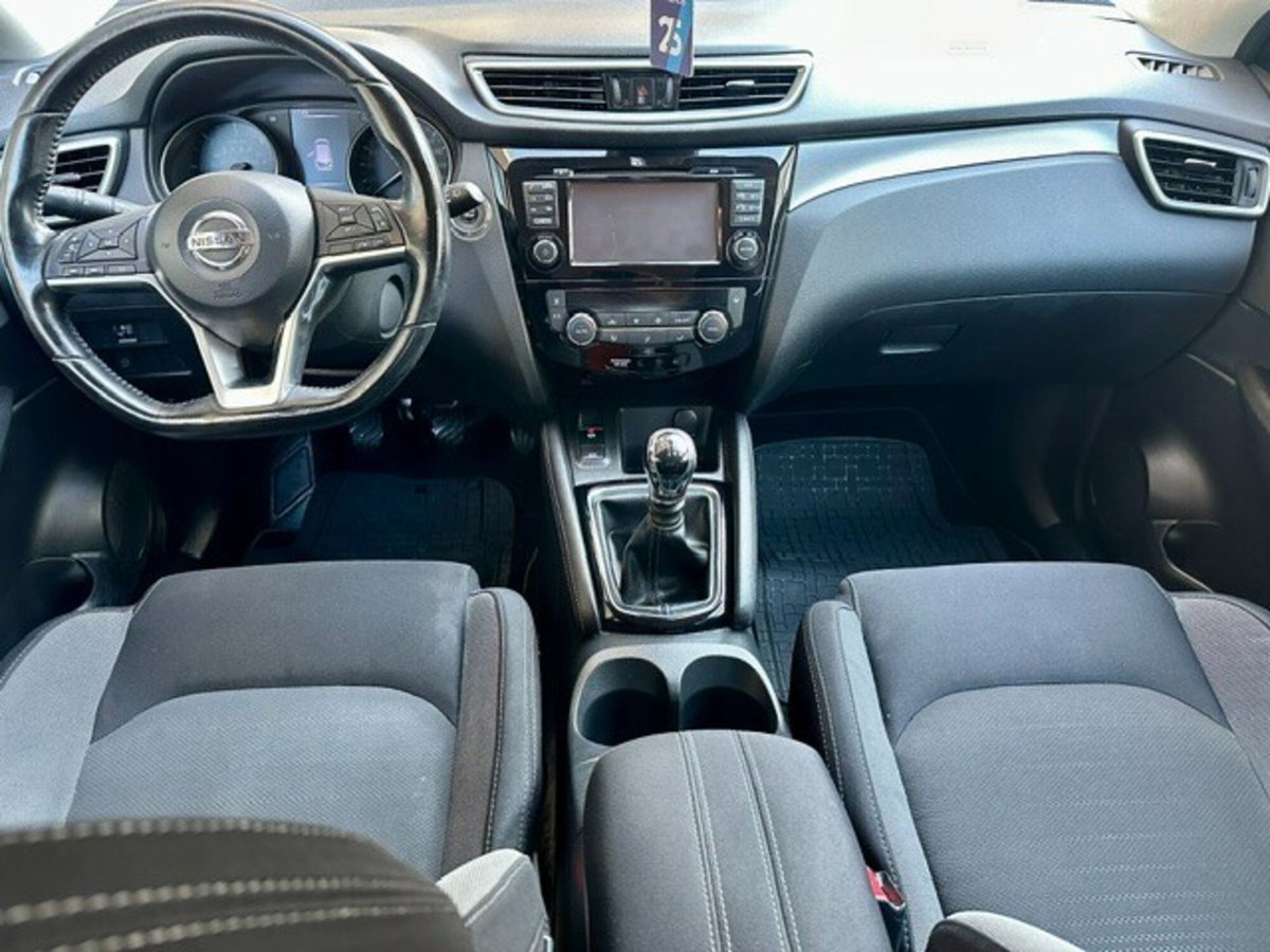 Nissan Qashqai 1.5 dCi N-Connecta (10)