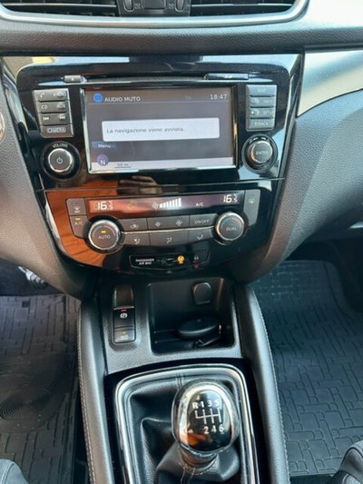 Nissan Qashqai 1.5 dCi N-Connecta (13)