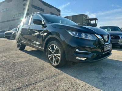Nissan Qashqai 1.5 dCi N-Connecta (2)