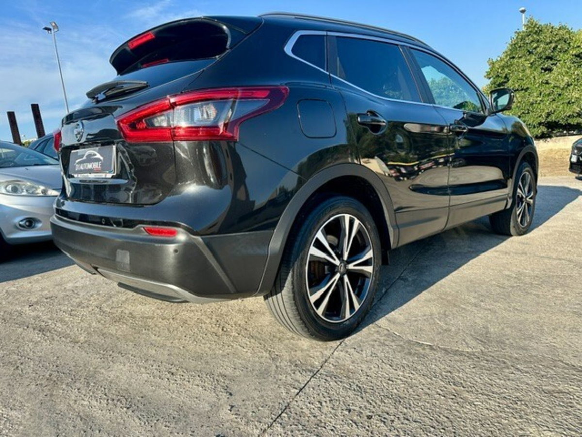 Nissan Qashqai 1.5 dCi N-Connecta (6)