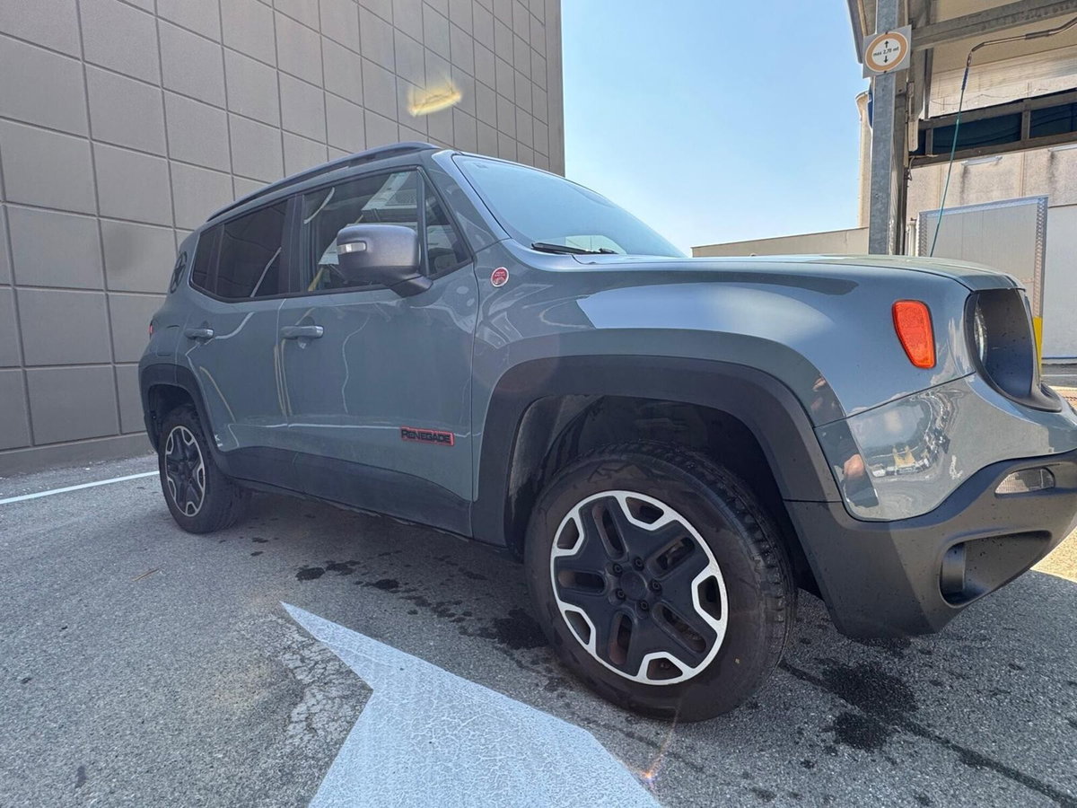 Jeep Renegade 2.0 Mjt 170CV 4WD Active Drive Low Trailhawk