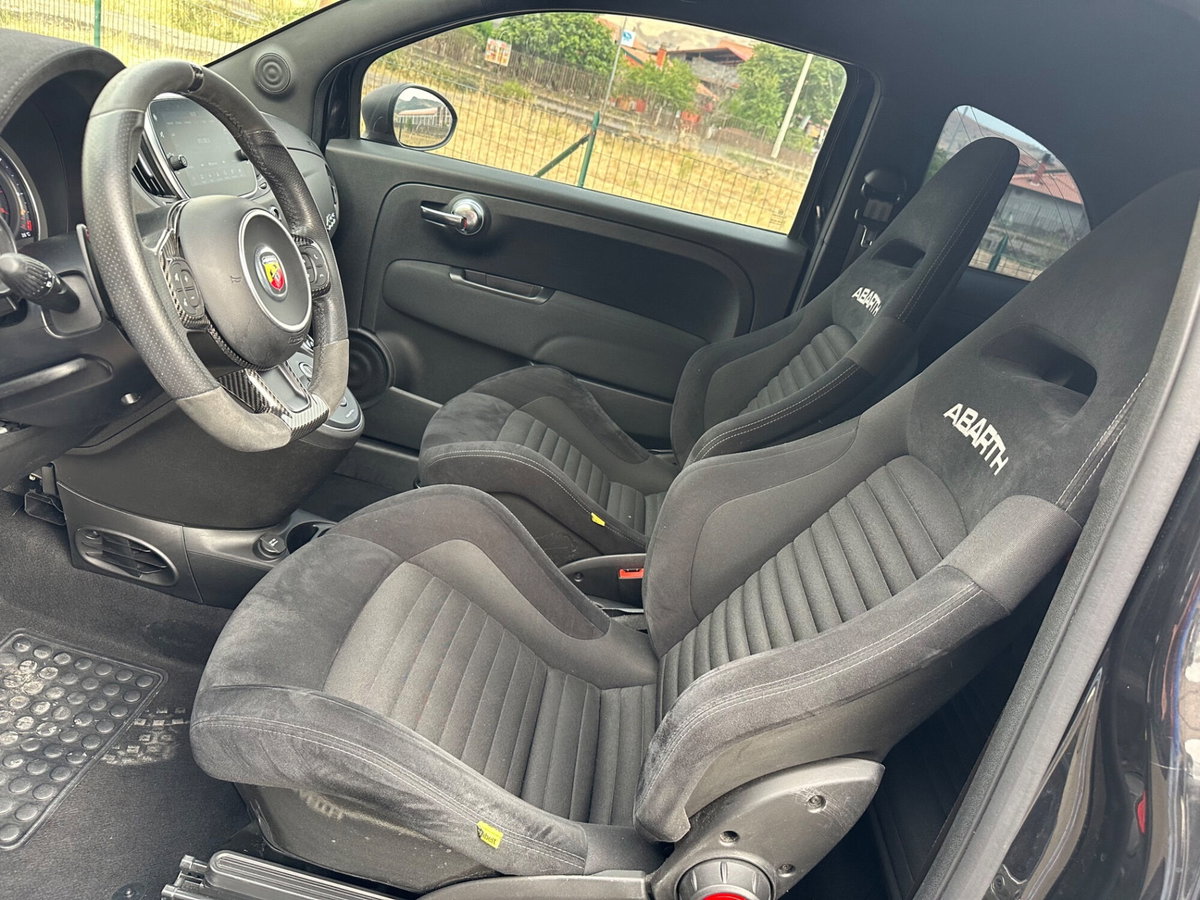 Abarth 595 595 1.4 Turbo T-Jet 180 CV Competizione (10)