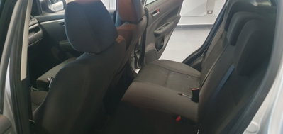 Suzuki Swift 1.3 DDiS 75CV 5p. GL (13)