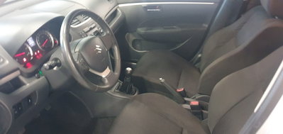 Suzuki Swift 1.3 DDiS 75CV 5p. GL (2)