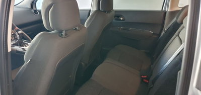 Peugeot 3008 1.6 HDi 115CV Active (4)