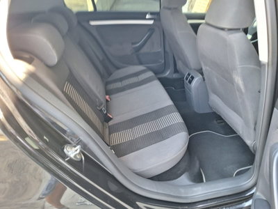 Volkswagen Golf 1.9 TDI DPF 5p. United BlueMotion (10)