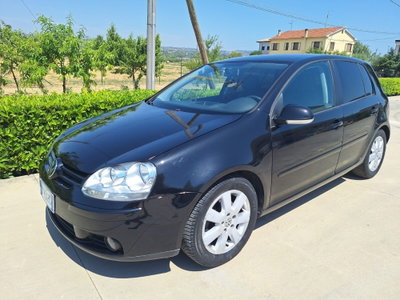 Volkswagen Golf 1.9 TDI DPF 5p. United BlueMotion (3)
