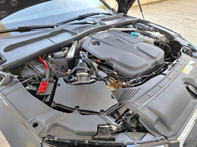Audi A4 Avant 2.0 TDI 150 CV (11)