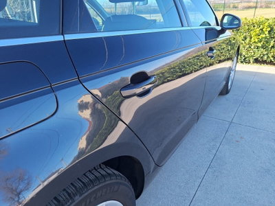 Audi A4 Avant 2.0 TDI 150 CV (17)