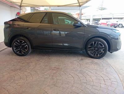 Peugeot 3008 1.2 hybrid Allure Business 145cv e-dcs6 (7)