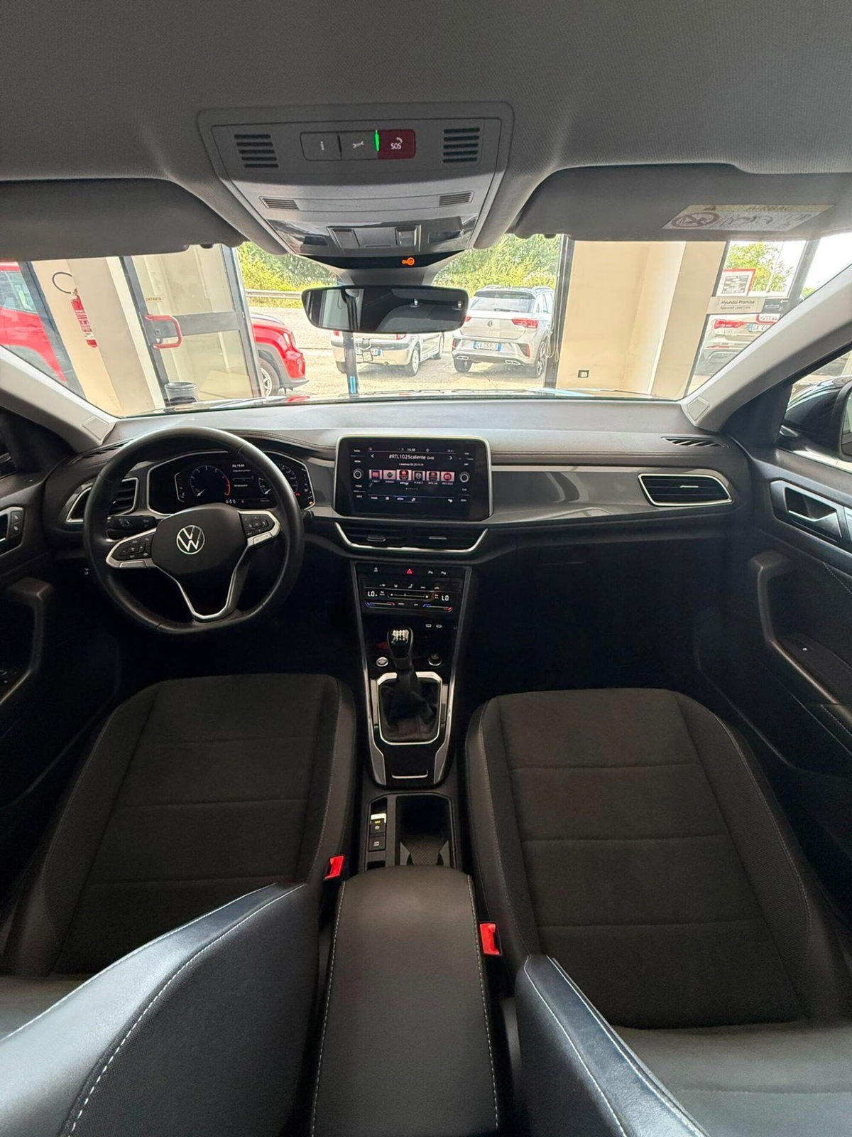 Volkswagen T-Roc 1.0 TSI Style (8)