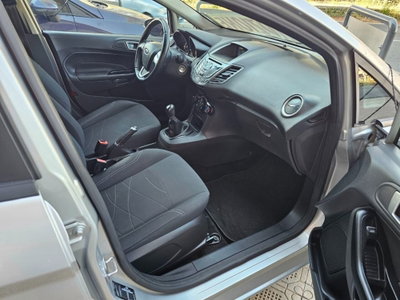 Ford Fiesta 1.5 TDCi 75CV 5 porte Titanium (12)