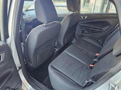 Ford Fiesta 1.5 TDCi 75CV 5 porte Titanium (6)