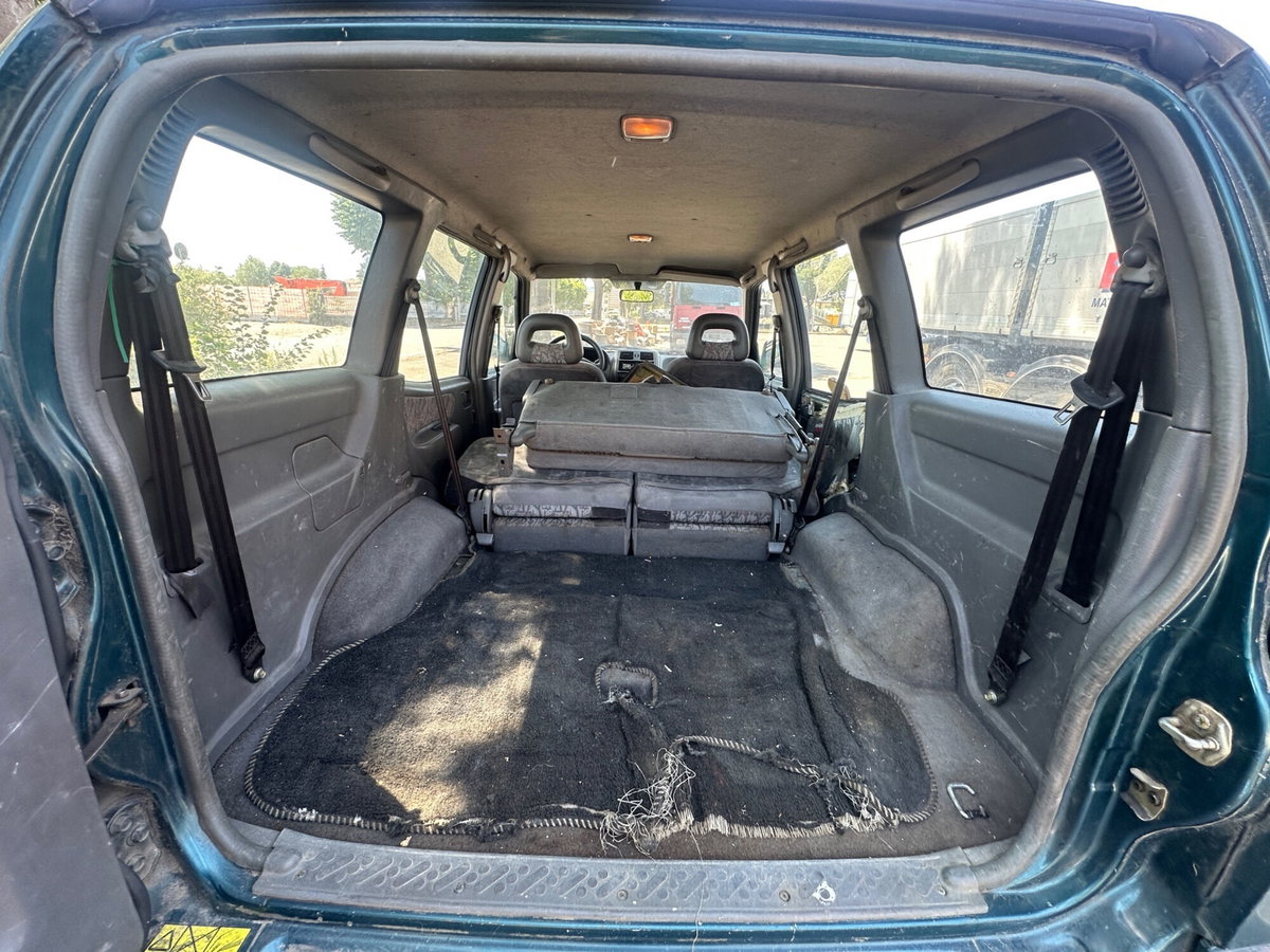 Nissan Terrano II 2.7 turbodiesel 5 porte SE (11)