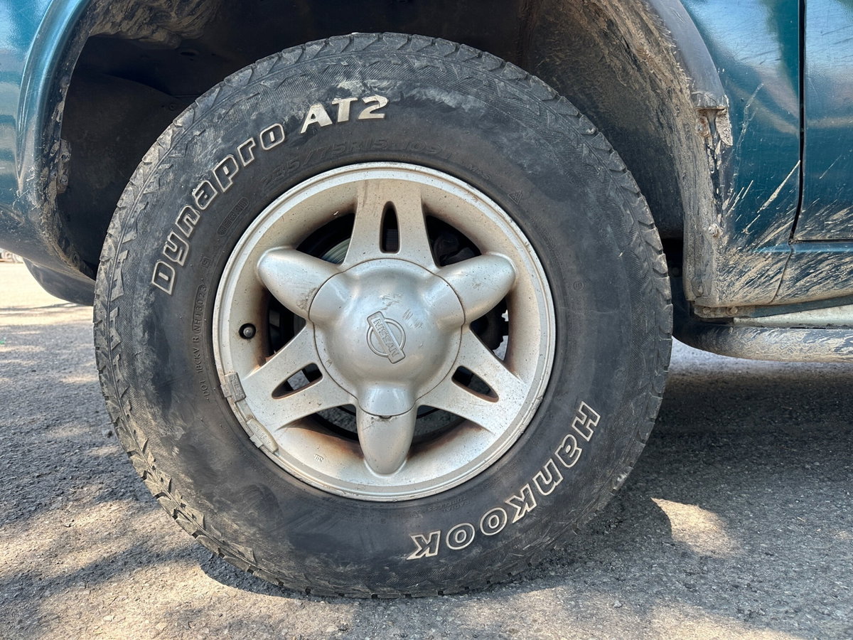 Nissan Terrano II 2.7 turbodiesel 5 porte SE (12)