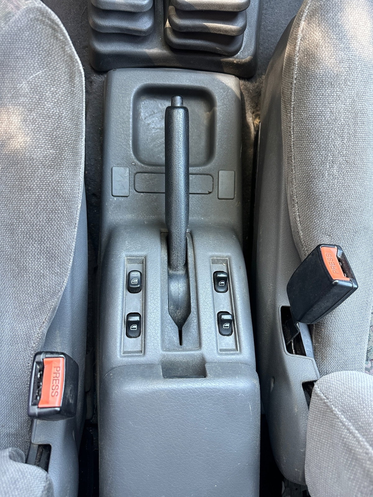Nissan Terrano II 2.7 turbodiesel 5 porte SE (19)