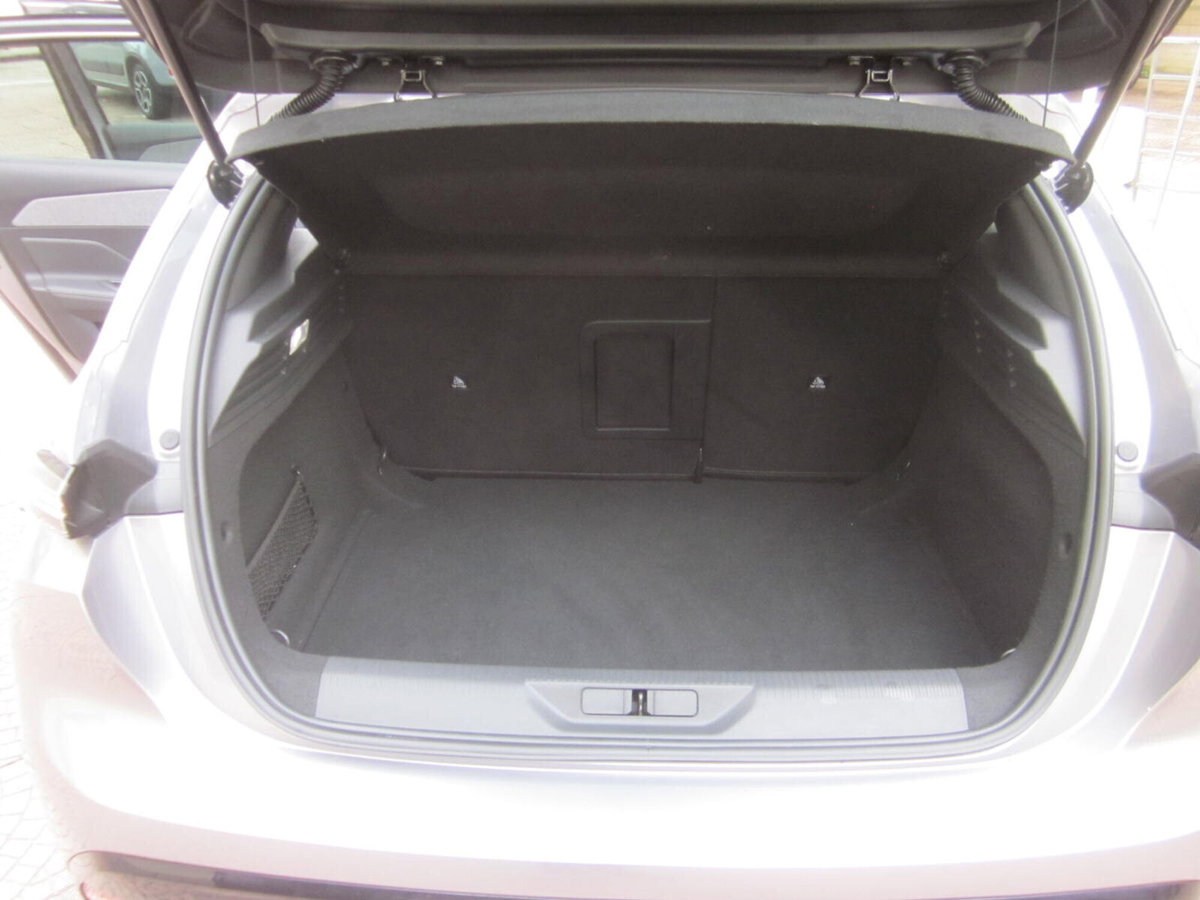 Peugeot 308 PureTech Turbo 130 S&S Allure Pack (13)