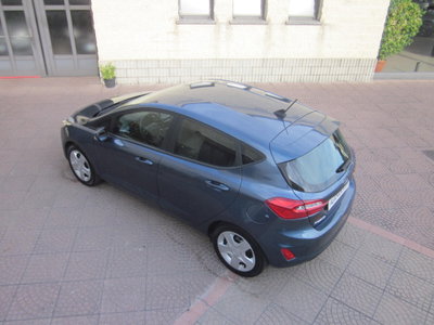 Ford Fiesta 1.1 75 CV GPL 5 porte (10)