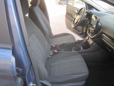 Ford Fiesta 1.1 75 CV GPL 5 porte (12)