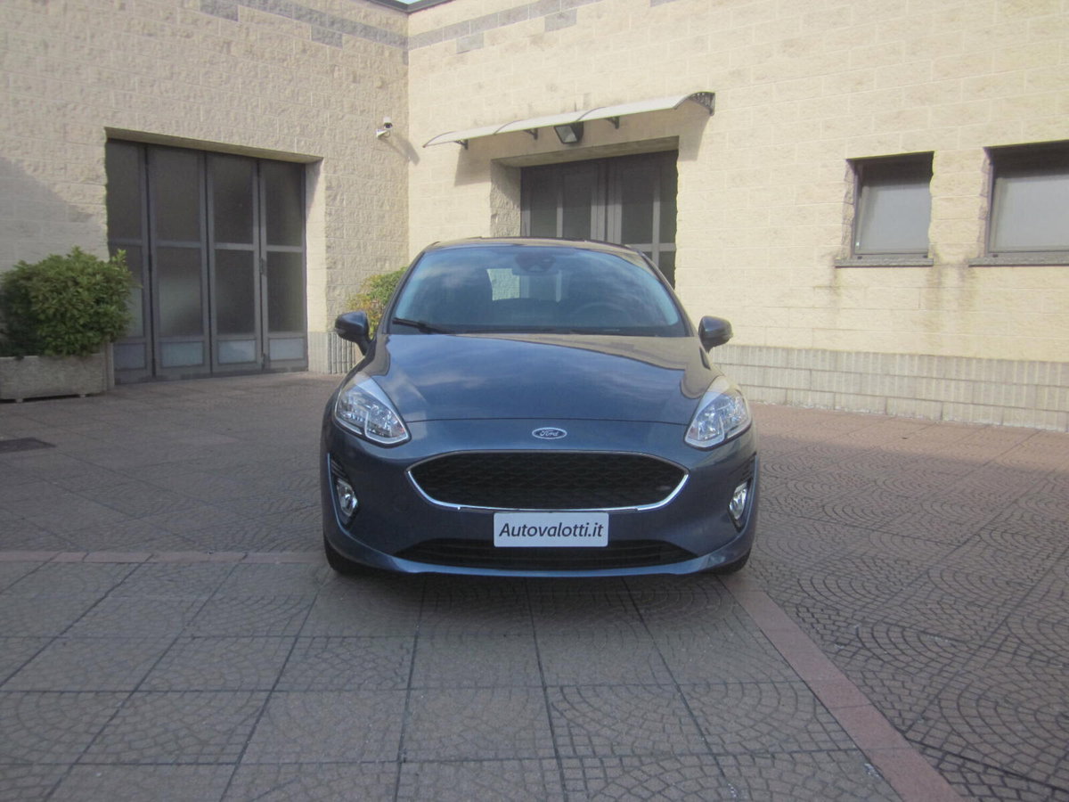 Ford Fiesta 1.1 75 CV GPL 5 porte (2)