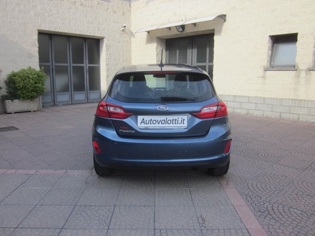 Ford Fiesta 1.1 75 CV GPL 5 porte (7)