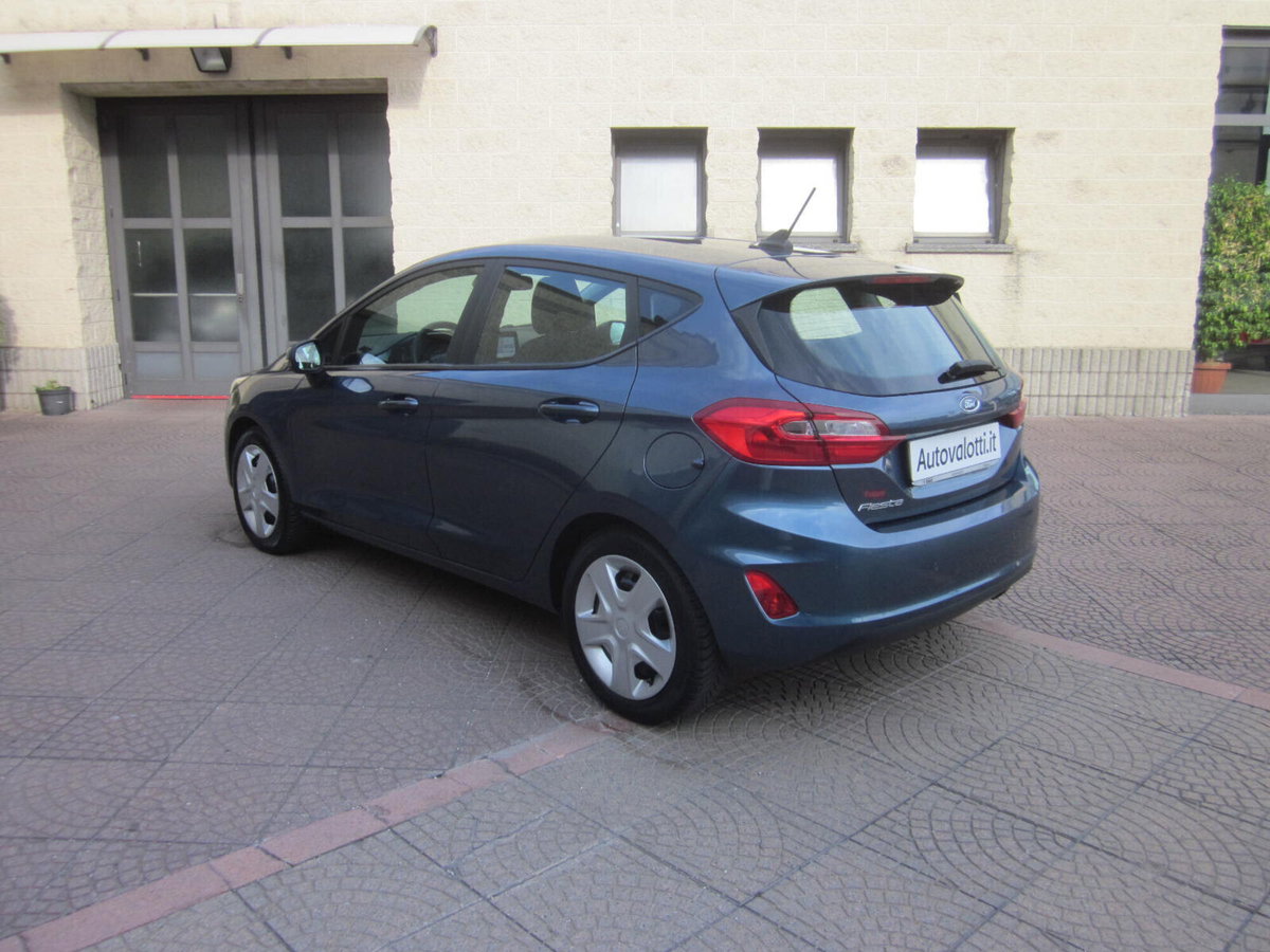 Ford Fiesta 1.1 75 CV GPL 5 porte (8)