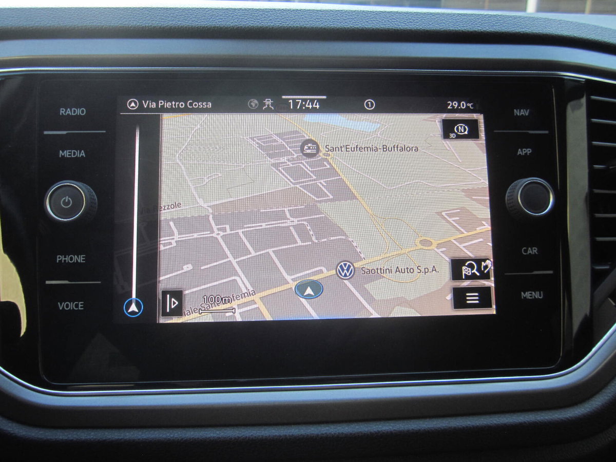 Volkswagen T-Roc 2.0 TDI SCR 150 CV DSG Sport BlueMotion Technology (16)