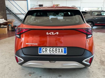 Kia Sportage 1.6 crdi mhev Business dct (8)