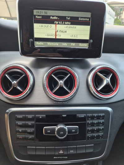 Mercedes-Benz CLA 200 CDI Premium (12)