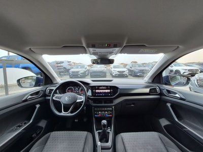 Volkswagen T-Cross 1.0 TSI 110 CV Sport (9)