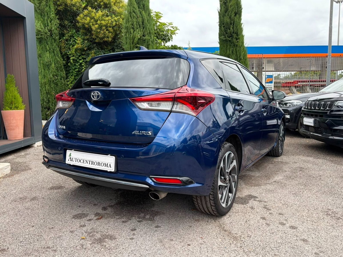 Toyota Auris 1.2 Turbo CVT Lounge (6)
