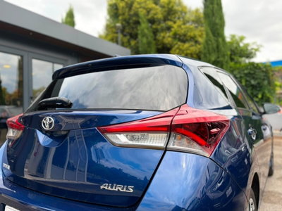 Toyota Auris 1.2 Turbo CVT Lounge (7)