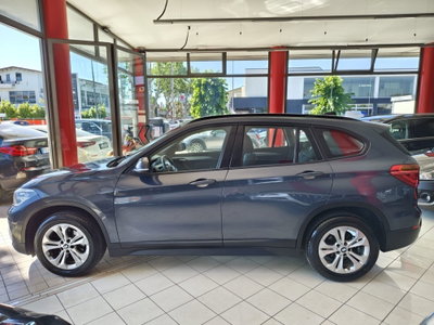 BMW X1 sDrive18d Business (8)