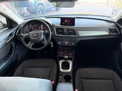 Audi Q3 2.0 TDI 150 CV (11)