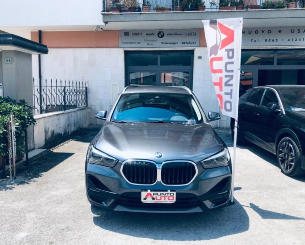 BMW X1 sDrive18d Sport (4)