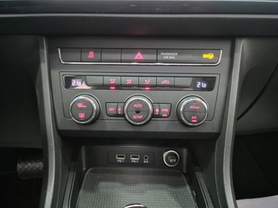 SEAT Ateca 1.6 TDI DSG Black Edition (17)
