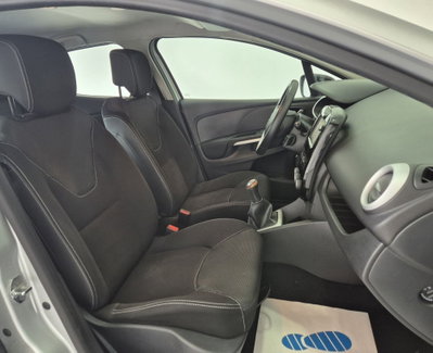 Renault Clio dCi 8V 75 CV Start&Stop 5 porte Energy Intens (12)