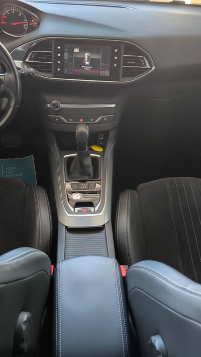 Peugeot 308 BlueHDi 120 S&S EAT6 Allure (19)