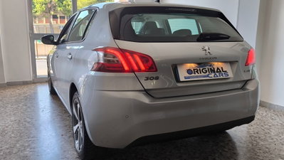 Peugeot 308 BlueHDi 120 S&S EAT6 Allure (6)