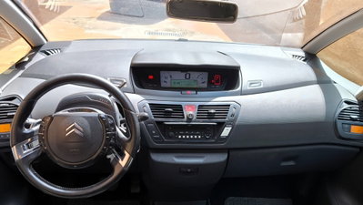 Citroen C4 Gran Picasso 1.6 HDi 110 FAP CMP6 airdream Elegance (12)