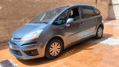Citroen C4 Gran Picasso 1.6 HDi 110 FAP CMP6 airdream Elegance (4)