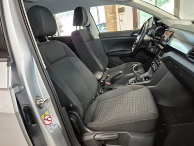 Volkswagen T-Cross 1.0 TSI Style BMT (7)