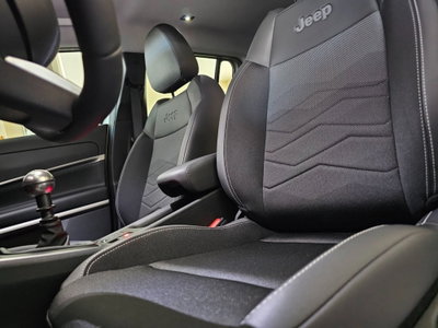 Jeep Avenger 1.2 turbo Summit fwd 100cv (11)