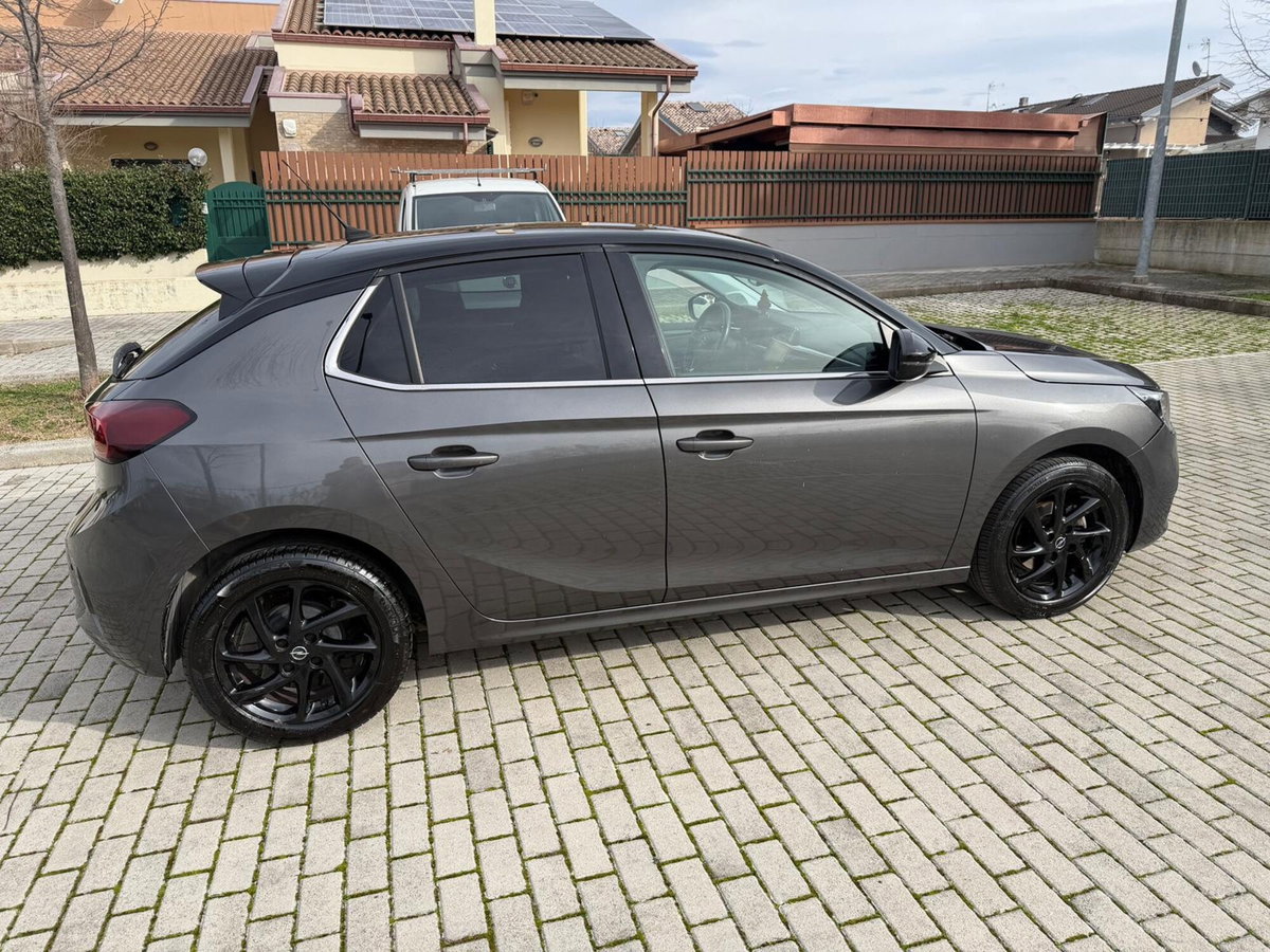 Opel Corsa 1.2 Elegance (4)
