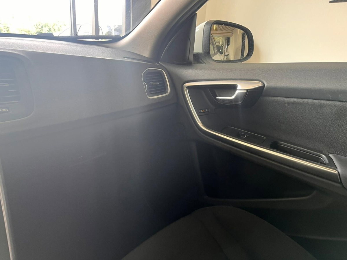 Volvo S60 D3 Geartronic Kinetic (13)