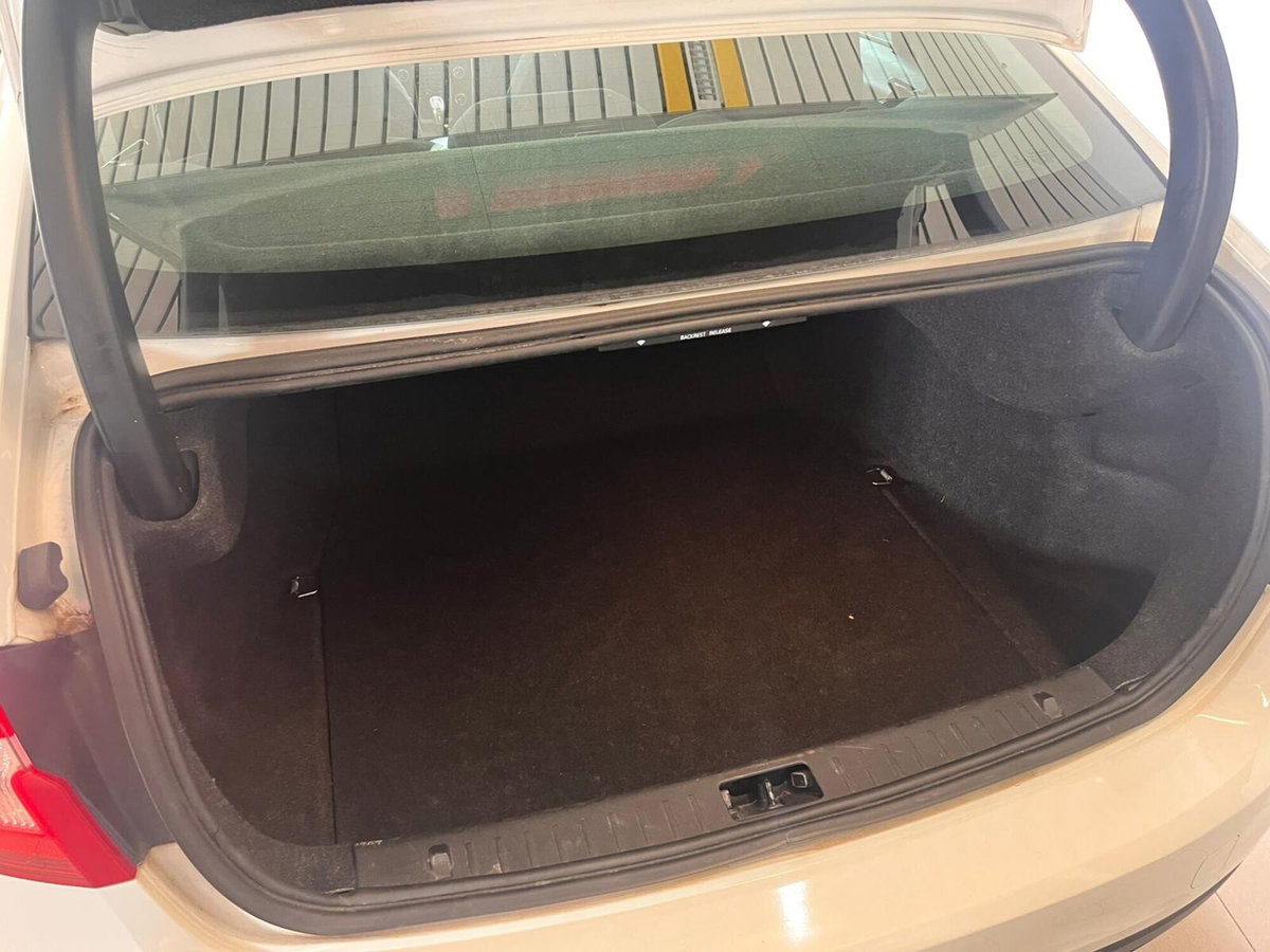 Volvo S60 D3 Geartronic Kinetic (14)