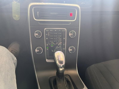 Volvo S60 D3 Geartronic Kinetic (8)