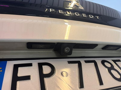 Peugeot 3008 BlueHDi 130 S&S EAT8 GT Line (17)