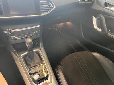 Peugeot 308 SW BlueHDi 150 S&S EAT6 Allure (10)